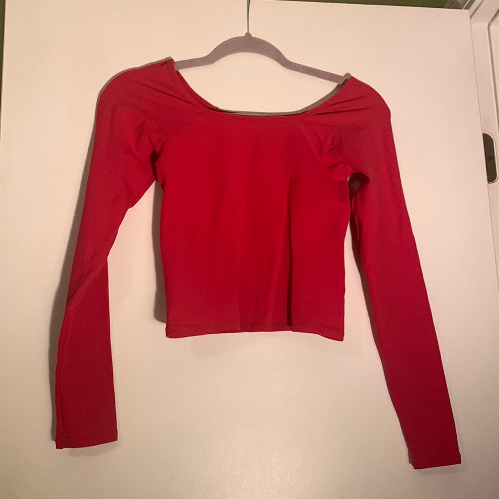Fabletics Red Long Sleeve Stretchy Top Size Medium
